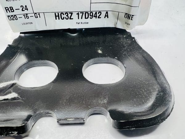 2017-2021 2022 Ford Super Duty OEM Rear Bumper Mounting Bracket HC3Z-17D942-A - Image 4