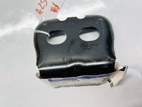 2017-2021 2022 Ford Super Duty OEM Rear Bumper Mounting Bracket HC3Z-17D942-A - Image 7