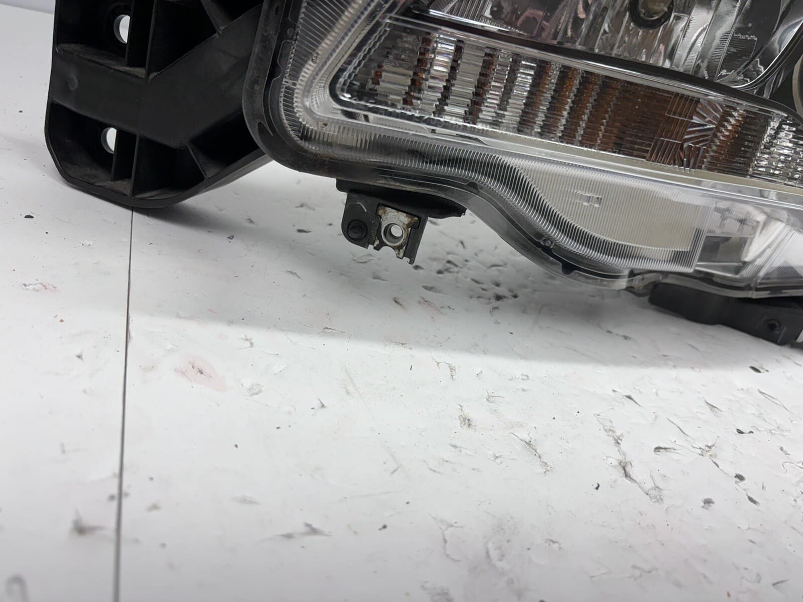 2015 2016 2017 subaru legacy halogen led outback front left oem headlight - Image 4