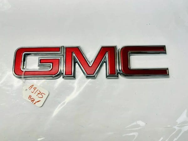 23122158 2014 2015 2016 2017 2018 2019 GMC SIERRA 15-21 CANYON REAR OEM EMBLEM
