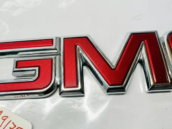 23122158 2014 2015 2016 2017 2018 2019 GMC SIERRA 15-21 CANYON REAR OEM EMBLEM - Image 4