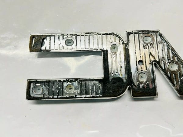 23122158 2014 2015 2016 2017 2018 2019 GMC SIERRA 15-21 CANYON REAR OEM EMBLEM - Image 9