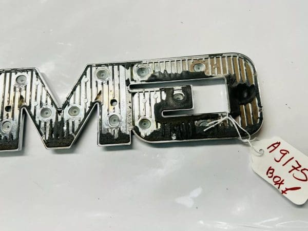 23122158 2014 2015 2016 2017 2018 2019 GMC SIERRA 15-21 CANYON REAR OEM EMBLEM - Image 10