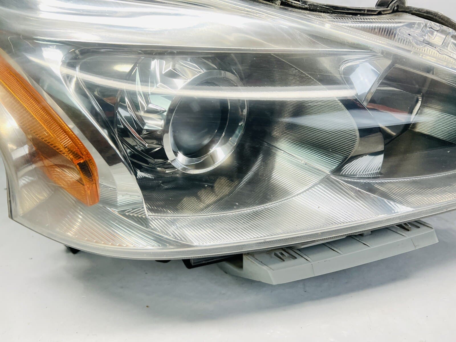 5K0941699C 2010 2011 2012 2013 2014 VW GTI XENON HID FRONT LEFT OEM FOG LIGHT - Image 4
