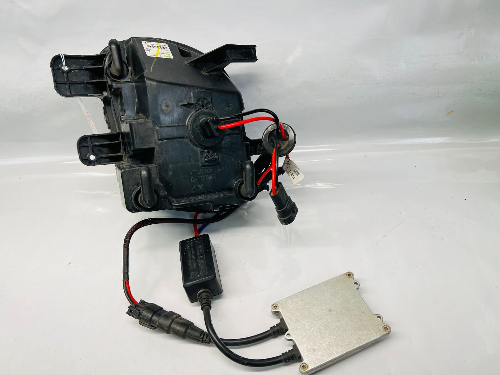 5K0941699C 2010 2011 2012 2013 2014 VW GTI XENON HID FRONT LEFT OEM FOG LIGHT - Image 9