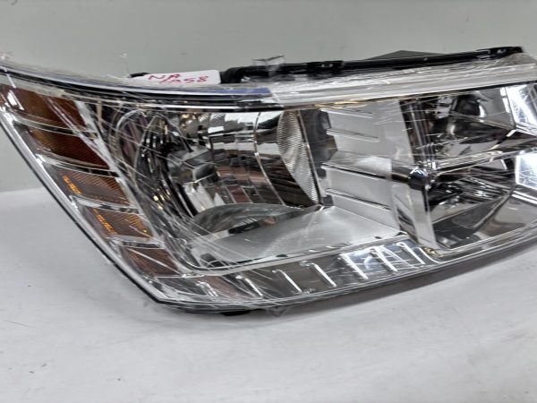 MINT 2009-2014 2015 2016 2017 2018 2019 2020 dodge journey front right headlight - Image 5