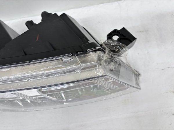 MINT 2009-2014 2015 2016 2017 2018 2019 2020 dodge journey front right headlight - Image 9