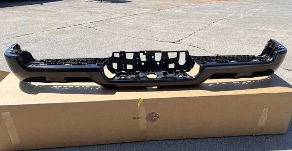 OEM GENUINE 2019 2020 2021 2022 2023 2024 DODGE RAM 1500 REAR BUMPER 68404438AB