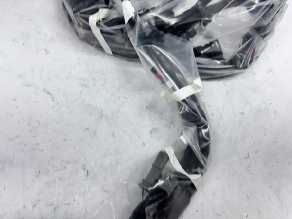 OEM 2024 SIERRA 2500 3500 SILVERADO 2500 3500 REAR TAIL GATE HARNESS 86803928 - Image 3