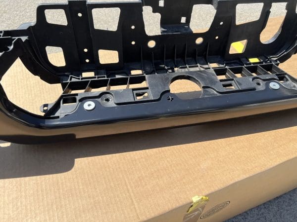 OEM GENUINE 2019 2020 2021 2022 2023 2024 DODGE RAM 1500 REAR BUMPER 68404438AB - Image 7