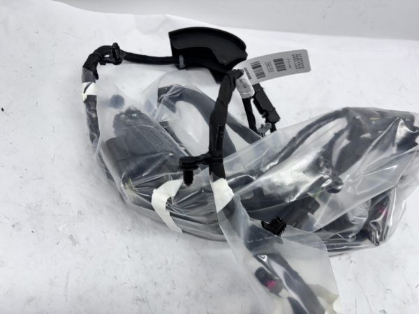 OEM 2024 SIERRA 2500 3500 SILVERADO 2500 3500 REAR TAIL GATE HARNESS 86803928 - Image 4