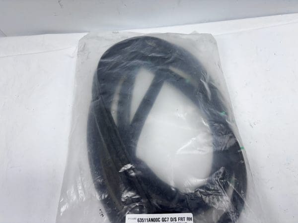 OEM 2020-2023 2024 2025 SUBARU LEGACY FRONT RIGHT DOOR WEATHERSTRIP 63511an00c - Image 6