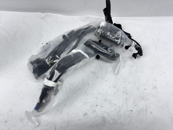 OEM 2024 SIERRA 2500 3500 SILVERADO 2500 3500 REAR TAIL GATE HARNESS 86803928 - Image 9