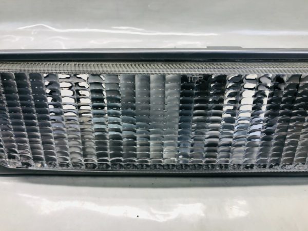 5975424 1990-1992 1993 CHEVY GMC FRONT RIGHT PARKING LIGHT C1500 K1500 2500 3500 - Image 6