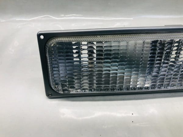 5975424 1990-1992 1993 CHEVY GMC FRONT RIGHT PARKING LIGHT C1500 K1500 2500 3500 - Image 7
