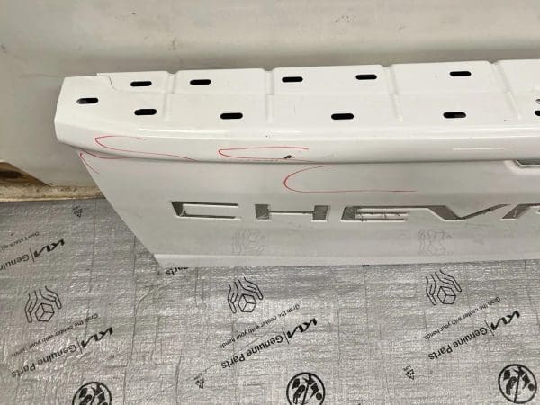 2020 2021 2022 2023 CHEVY SILVERADO 2500 3500 TAILGATE OEM GENUINE - Image 4