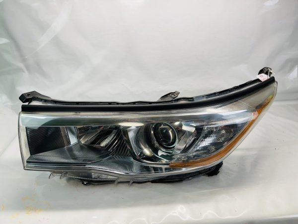 2014 2015 2016 TOYOTA HIGHLANDER HALOGEN FRONT LEFT OEM HEADLIGHT TABS FIXED