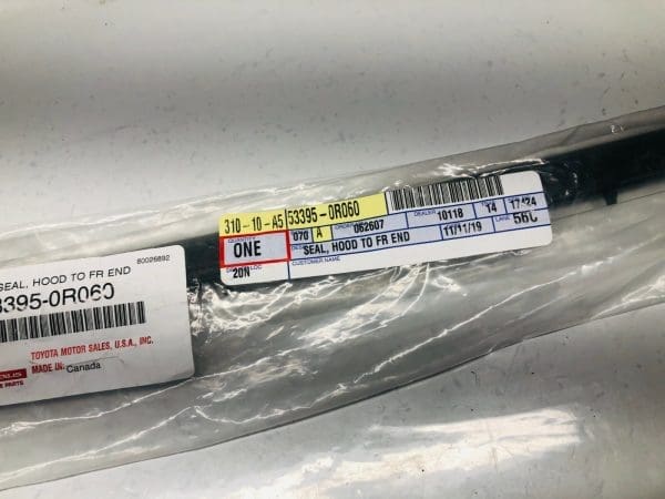 OEM 53395-0R060 2016 2017 2018 TOYOTA RAV4 FRONT BUMPER GRILLE SEAL GENUINE - Image 6