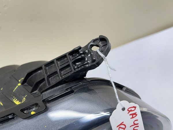 2015 2016 2017 2018 2019 2020 2021 FORD TRANSIT 150 250 350 RIGHT OEM HEADLIGHT - Image 10