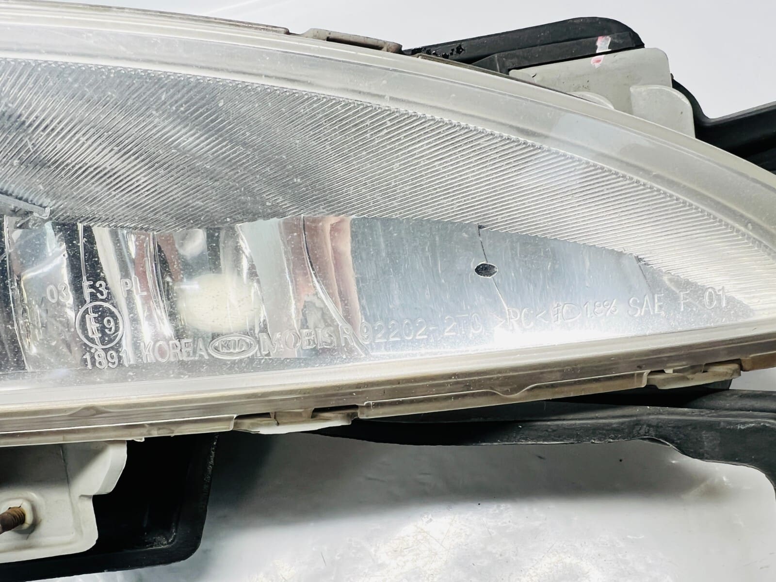 922022T0 2011 2012 2013 KIA OPTIMA FRONT RIGHT OEM FOG LIGHT - Image 10