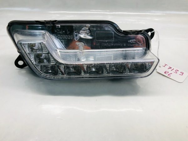 2009 2010 2011 2012 2013 MERCEDES W212 E CLASS LEFT OEM RUNNING LIGHT FOG LIGHT