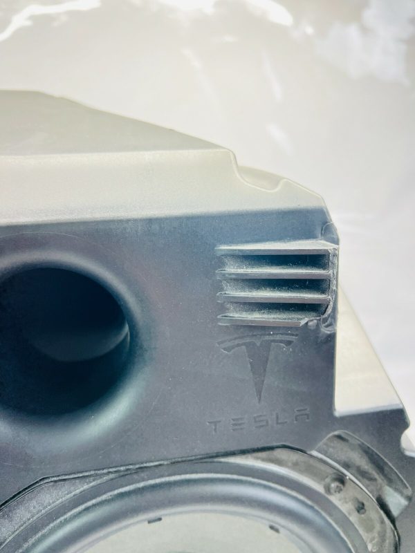 1079746-00-B 2017-2021 2022 2023 TESLA MODEL 3 SUBWOOFER OEM GENUINE SPEAKER - Image 4