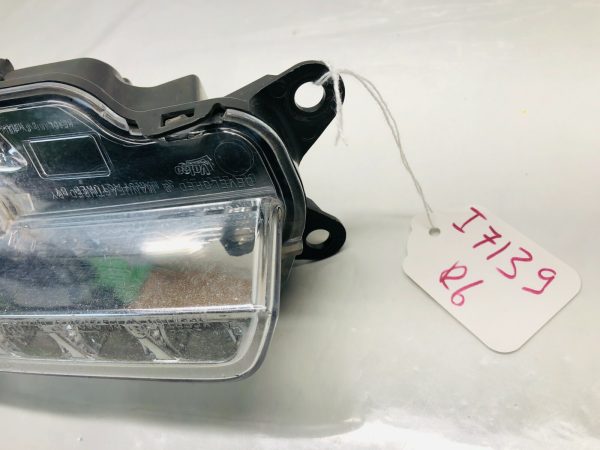 2009 2010 2011 2012 2013 MERCEDES W212 E CLASS LEFT OEM RUNNING LIGHT FOG LIGHT - Image 6