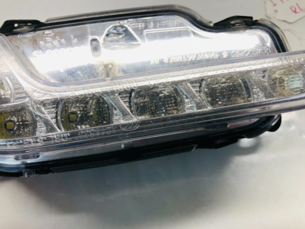 2009 2010 2011 2012 2013 MERCEDES W212 E CLASS LEFT OEM RUNNING LIGHT FOG LIGHT - Image 9