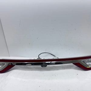 OEM 2017 2018 2019 2020 lincoln continental rear center tail light gd9b13b433by