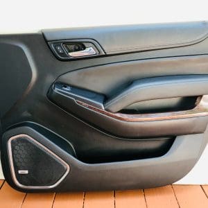 2015 2016 2017 2018 2019 GMC YUKON TAHOE FRONT RIGHT OEM INTERIOR DOOR PANEL