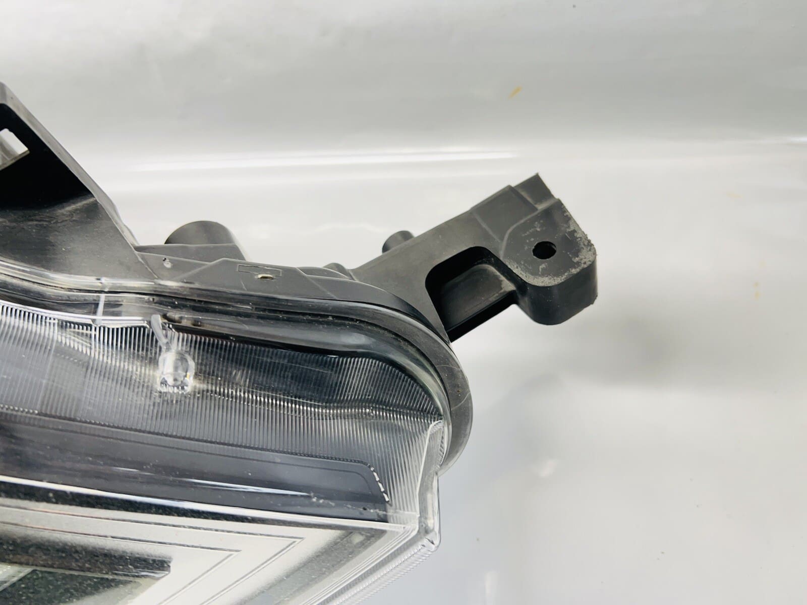 2016 2017 2018 2019 NISSAN SENTRA HALOGEN FRONT RIGHT OEM HEADLIGHT - Image 4