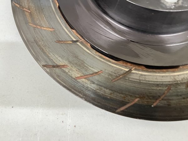 981.351.105.8A Front Left Brake Rotor Disk Porsche Cayman GT4 Clubsport 981 - Image 4