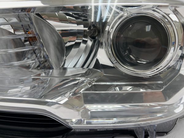 2016 2017 2018 2019 2020 2021 2022 toyota tacoma halogen front left oem headligh - Image 8