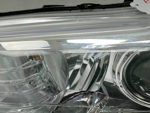 2016 2017 2018 2019 2020 2021 2022 toyota tacoma halogen front left oem headligh - Image 9