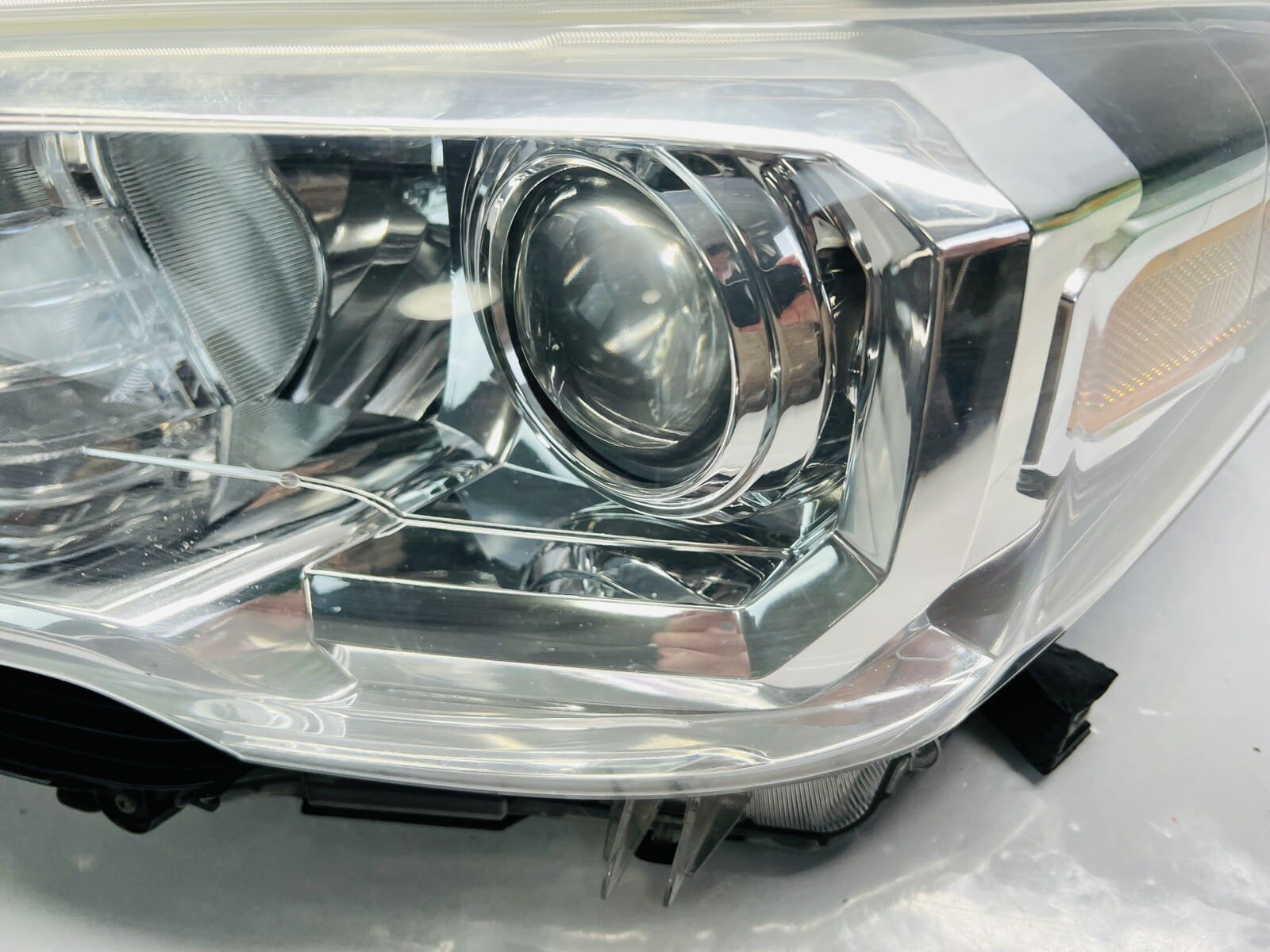 TABS 2016 2017 2018 2019 2020 2021 2022 TOYOTA TACOMA HALOGEN LEFT OEM HEADLIGHT - Image 8