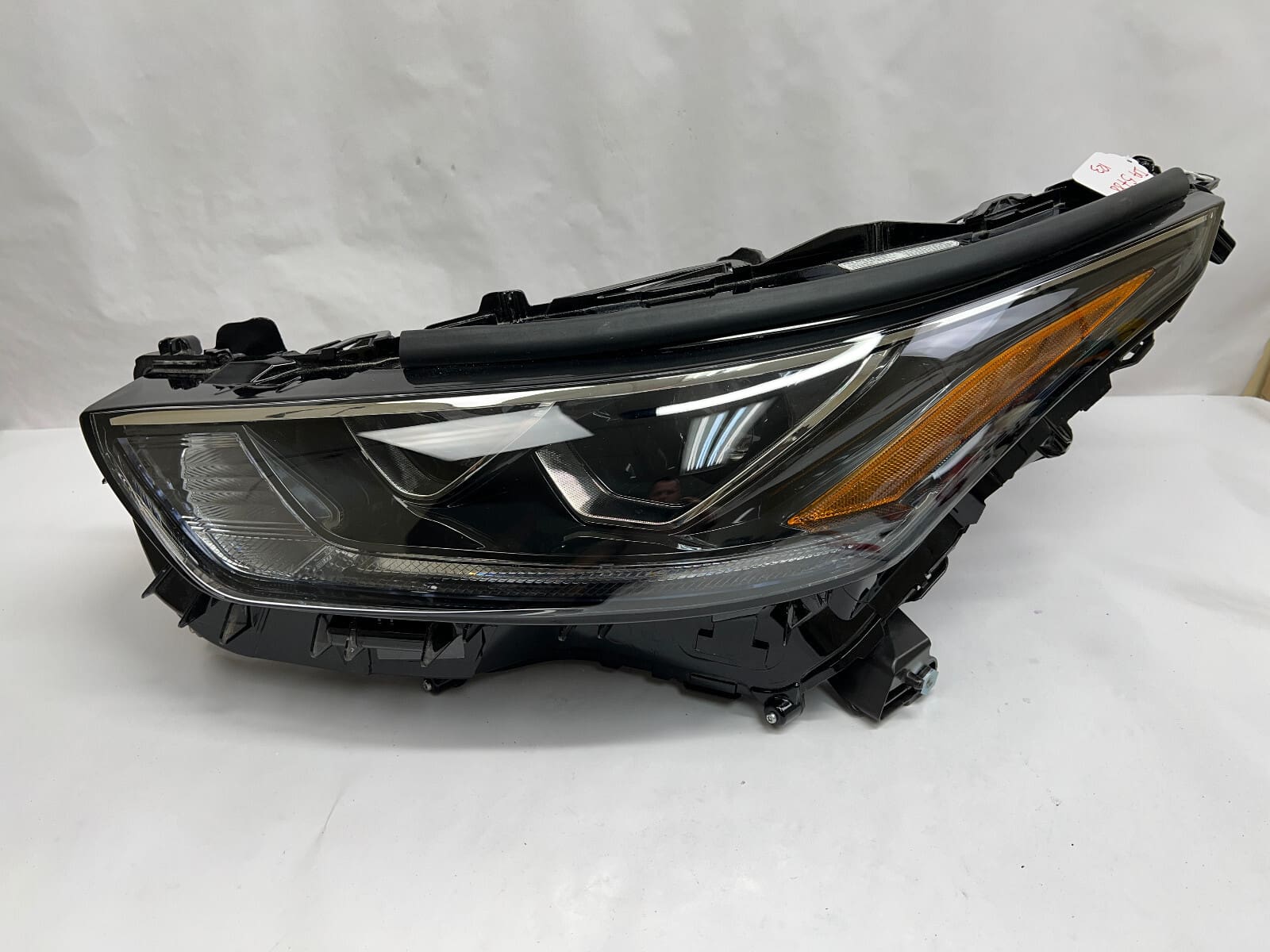 2020 2021 2022 2023 TOYOTA HIGHLANDER LED FRONT LEFT OEM HEADLIGHT 101008A06J