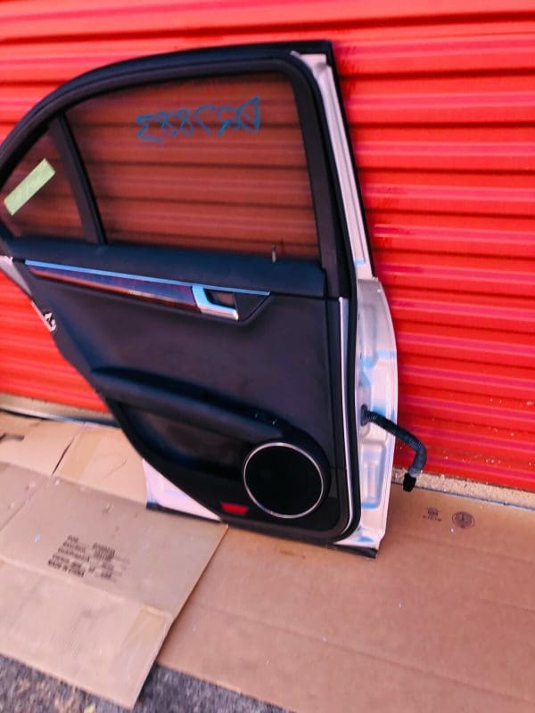 2008-2010 2011 2012 2013 2014 MERCEDES BENZ C CLASS C300 C250 REAR LEFT OEM DOOR - Image 12