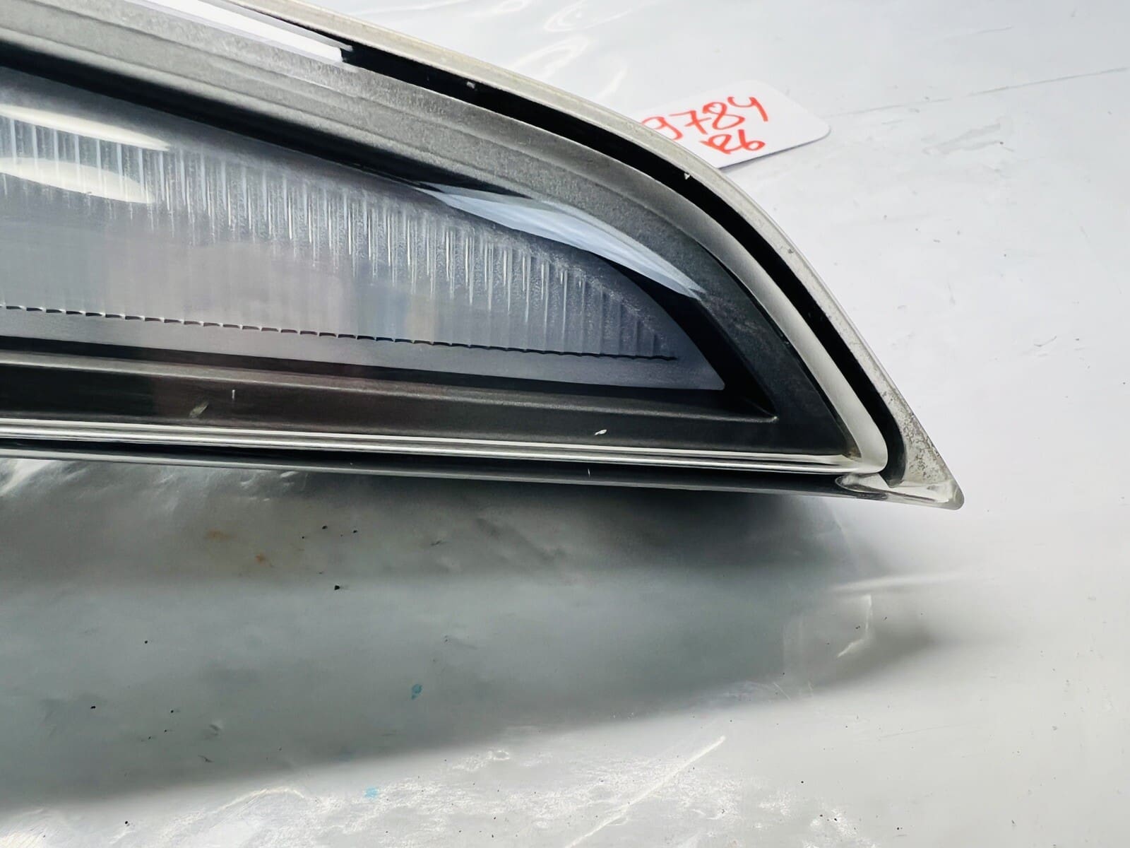 92403E6 2015 2016 2017 HYUNDAI SONATA LED HYBRID REAR LEFT INNER OEM TAIL LIGHT - Image 2