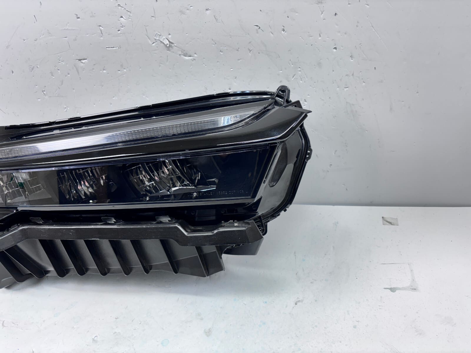 NICE ALL TABS 2023 2024 2025 HONDA CRV FULL LED FRONT RIGHT HEADLIGHT - Image 2