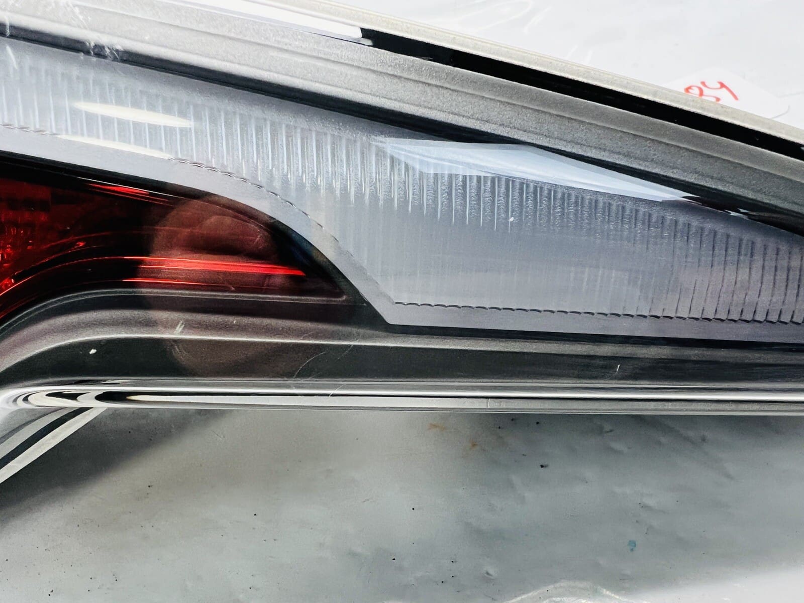 92403E6 2015 2016 2017 HYUNDAI SONATA LED HYBRID REAR LEFT INNER OEM TAIL LIGHT - Image 3