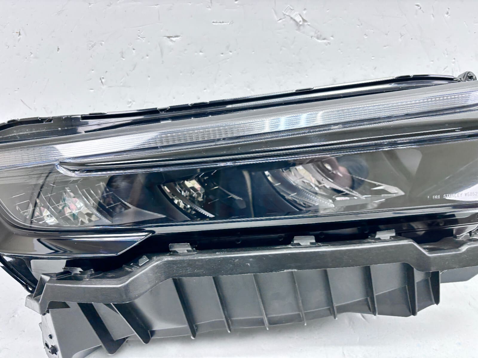 NICE ALL TABS 2023 2024 2025 HONDA CRV FULL LED FRONT RIGHT HEADLIGHT - Image 9
