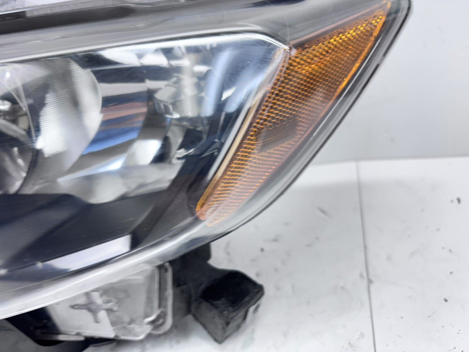 2017 2018 2019 2020 NISSAN ROGUE HALOGEN LED FRONT LEFT OEM HEADLIGHT - Image 10