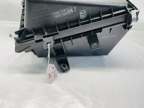 2011-2022 4RUNNER FJ CRUISER 2010-2019 LEXUS GX460 CLEANER INTAKE BOX OEM - Image 3