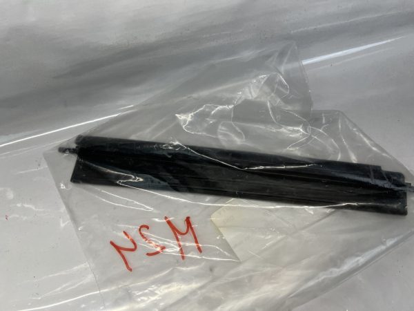 2018-2022 Genuine VW Golf Jetta Tiguan Taos Inlet Duct Louver 5Q0-129-747 - Image 4