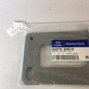 646752H010 2007 2008 2009 2010 HYUNDAI ELANTRA LEFT FENDER RAIL BRACKET GENUINE