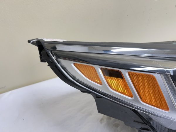 2019 2020 2021 2022 2023 VOLVO XC40 HYBRID OEM RADIATOR COOLING FAN - Image 9