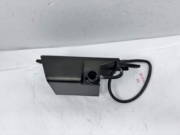 Aluminum Coolant Overflow Reservoir Tank For Nissan Skyline GTR R35 2009-2014