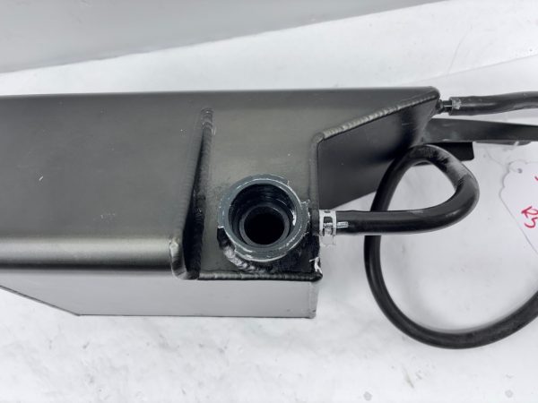 Aluminum Coolant Overflow Reservoir Tank For Nissan Skyline GTR R35 2009-2014 - Image 2