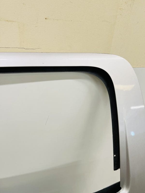 2014 2015 2016 2017 2018  CHEVY SILVERADO 1500 CREW CAB REAR LEFT OEM DOOR - Image 4