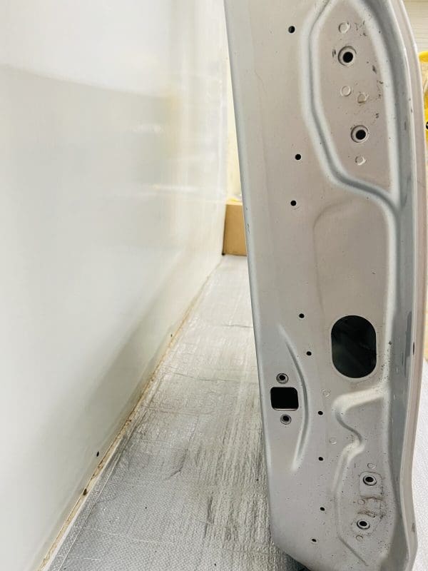 2014 2015 2016 2017 2018  CHEVY SILVERADO 1500 CREW CAB REAR LEFT OEM DOOR - Image 12